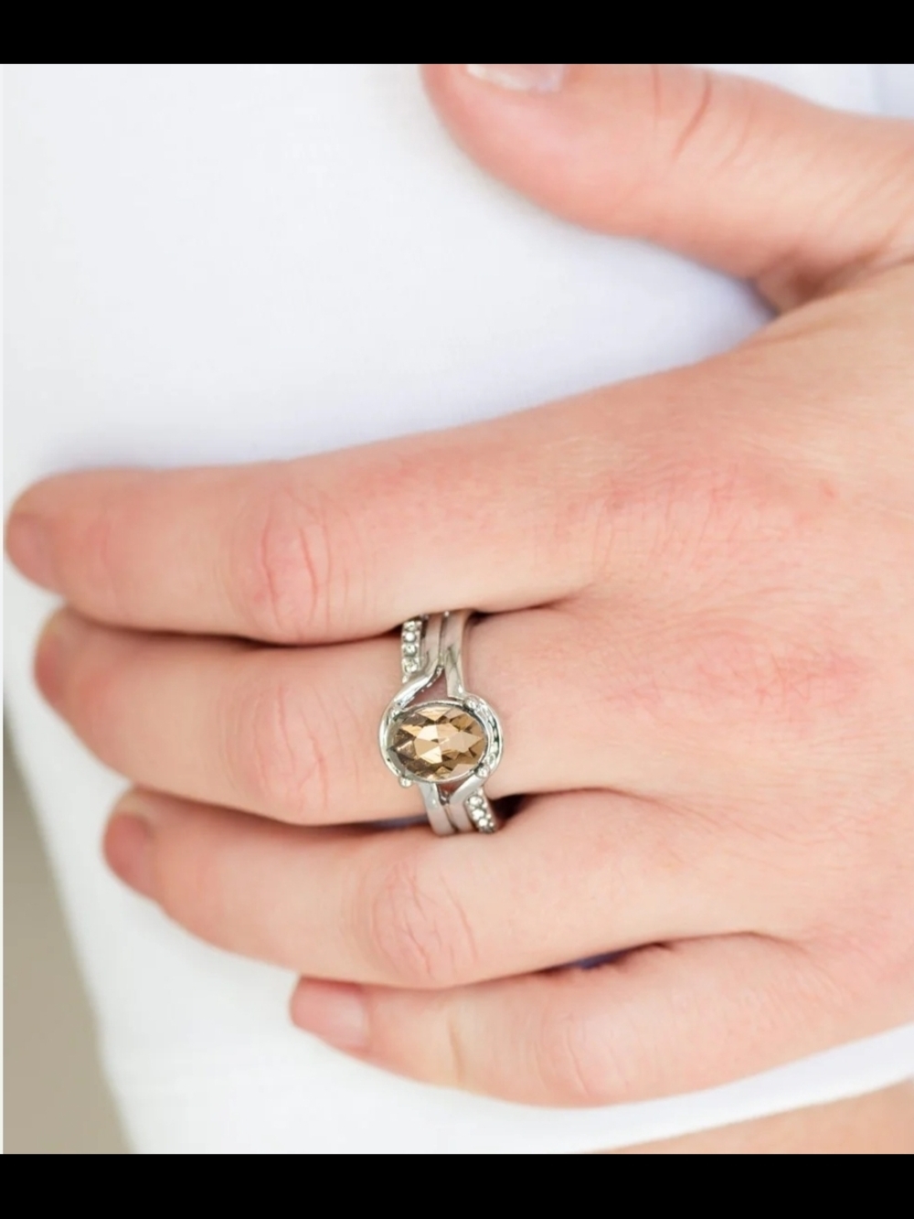 paparazzi Champagne Crystal Halo Ring in Silver Tone